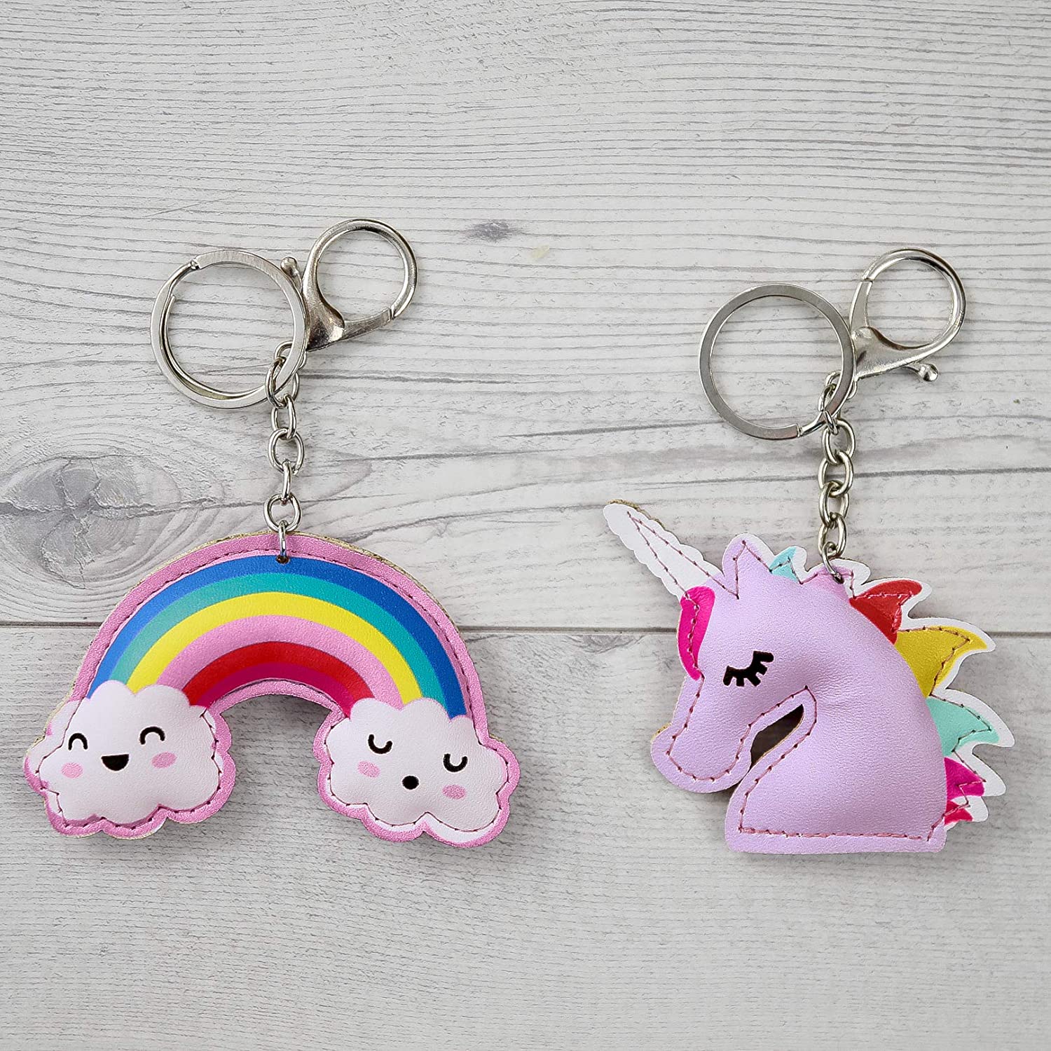 Keyring unicorn and rainbow goodies and its packaging for birthday or surprise party